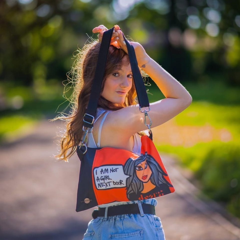 Lefthanded Fashion
